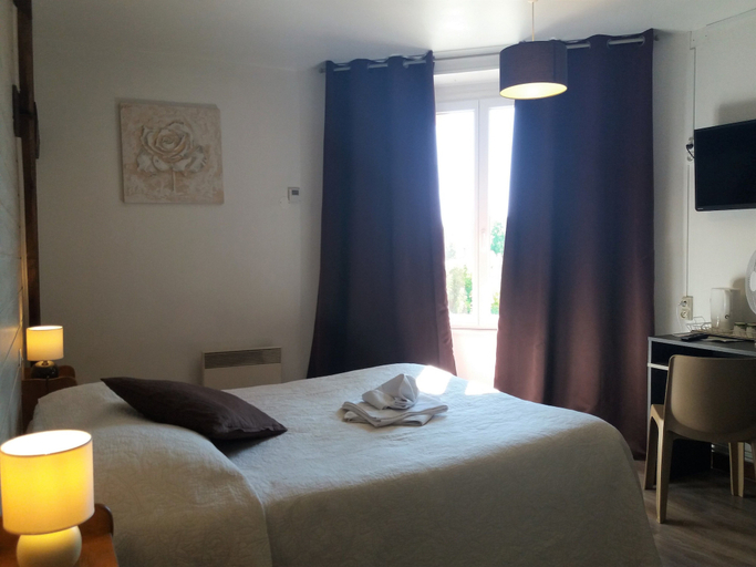 Bedroom 2, Hôtel Restaurant de l'Abbaye, Aube