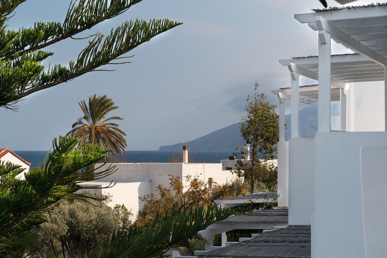 Exterior & Views 2, Perigiali Hotel, Central Greece