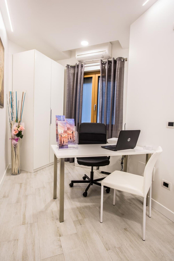 Others 5, Valle Aurelia House, Rome