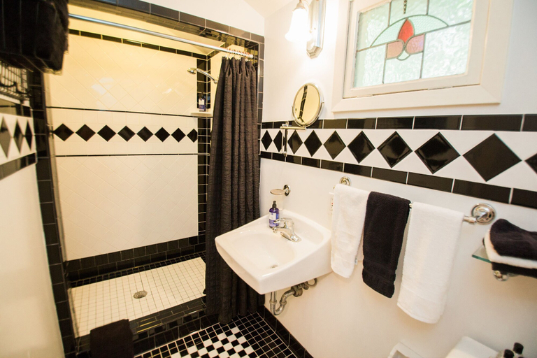 Bathroom 3, Park Lane Guest House, Travis