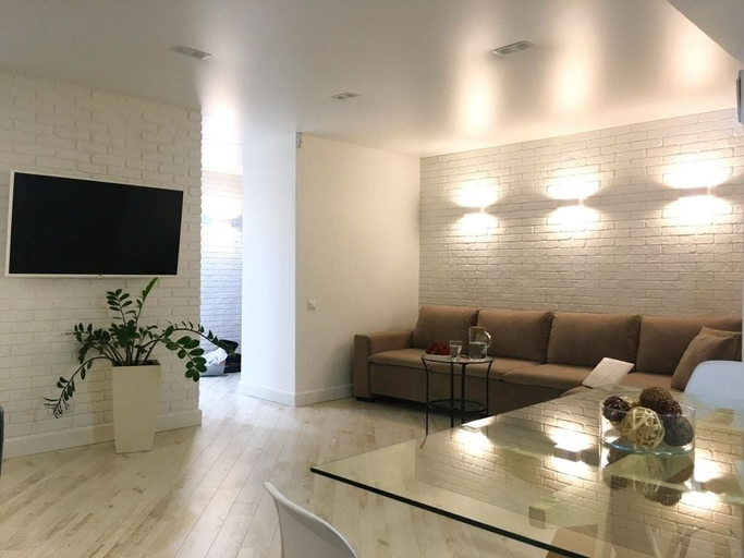 Others 5, Apartment on Okeanskiy Pr. 90, Vladivostok gorsovet