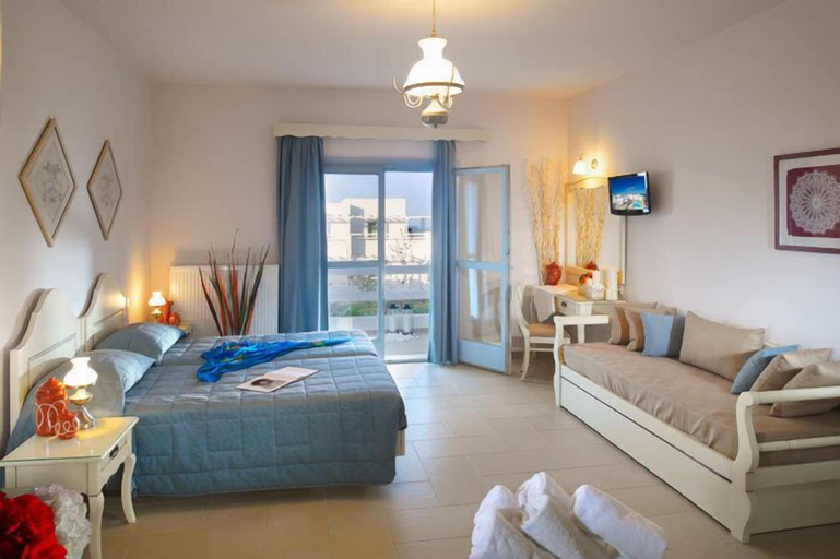 Bedroom 3, Perigiali Hotel, Central Greece