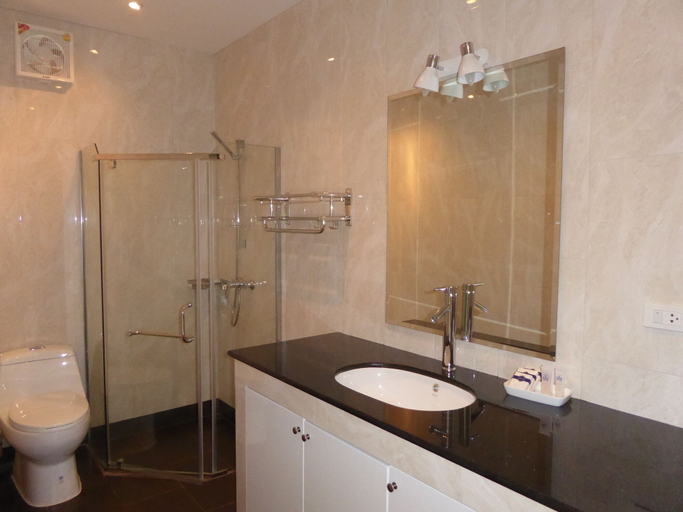 Bathroom 4, Oasis Garden & Pool Villa at VIP Resort, Muang Rayong