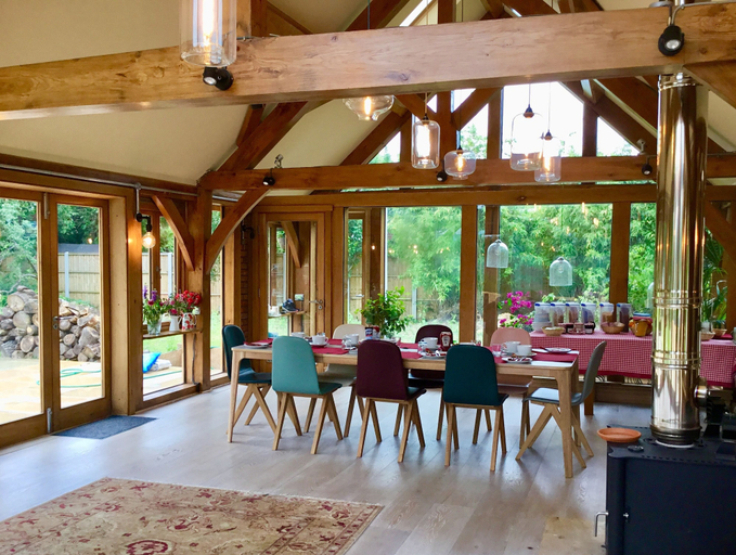 Others 5, Heathrow Cottages B&B, Surrey