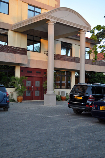 Exterior & Views 2, Regency Park Hotel, Kinondoni