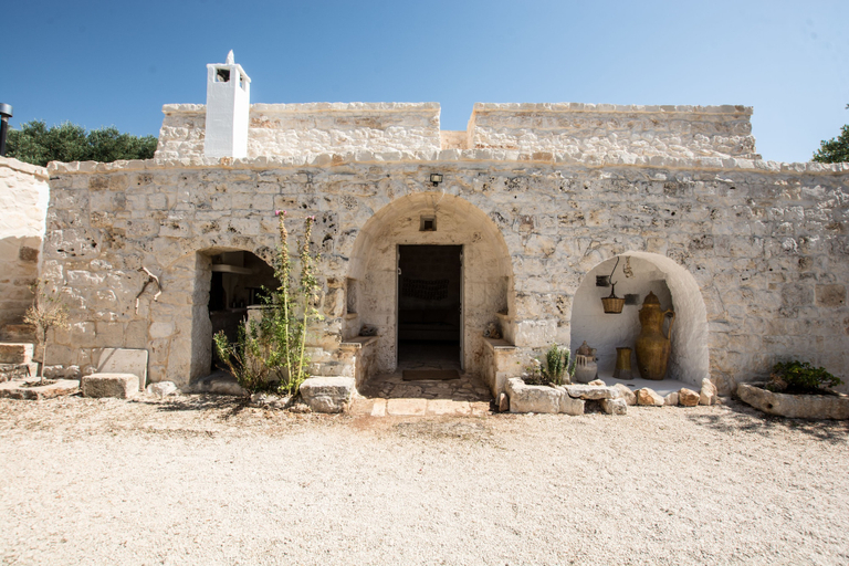 Exterior & Views 2, Trullo Tunine, Brindisi