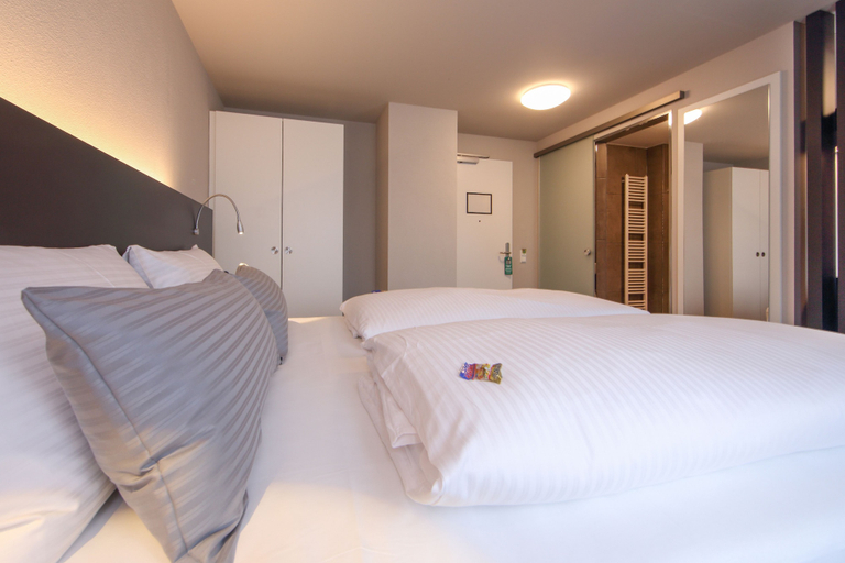 Bedroom 4, Design & Lifestyle Hotel Estilo, Ostalbkreis