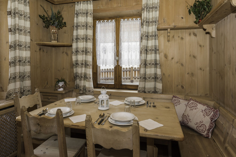 Interior, Appartamento Baita Cusini Saroch, Sondrio