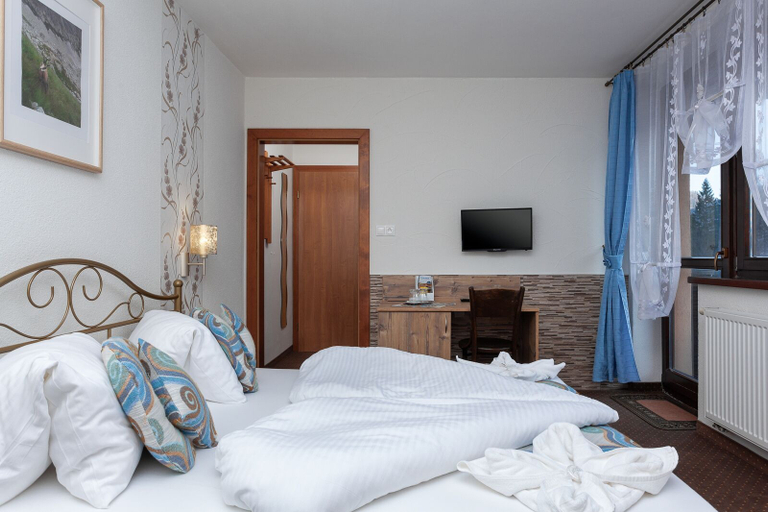 Bedroom 4, Pension Goralturist, Poprad