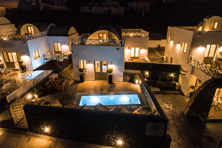Food & Drinks 5, Mathios Luxury Homes, South Aegean
