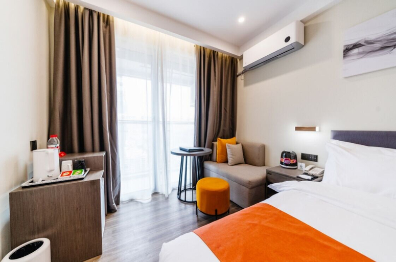 Bedroom 30