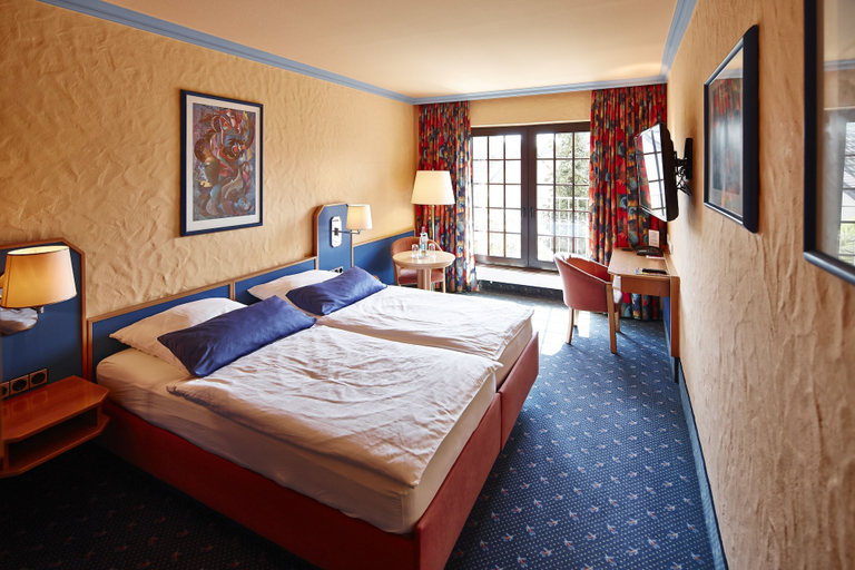 Bedroom 3, Hotel Bommersheim, Main-Taunus-Kreis