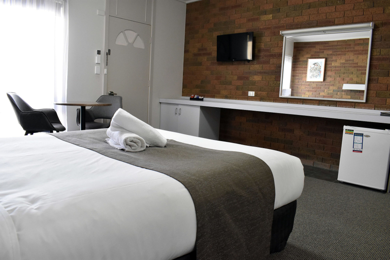 Bedroom 3, River Motel, Wakool