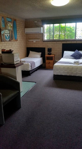 Bedroom 3, Avlon Gardens Motel - Ballina, Ballina