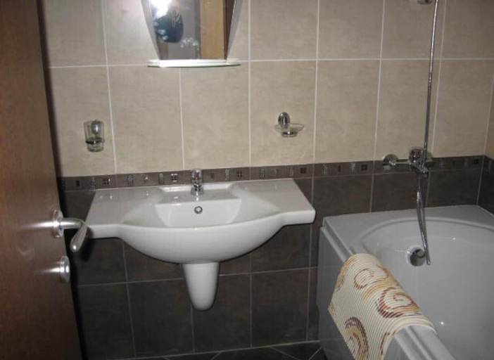 Bathroom, 1 Bed - Sleeps 4 - Pets - Mountain Views, Razlog