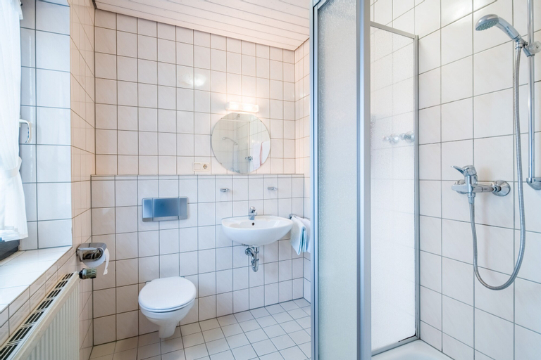 Bedroom 5, Haus Anny, Vulkaneifel
