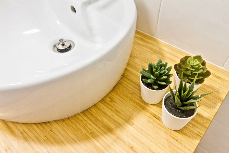 Bathroom 4, Robert's Apartment, Alicante