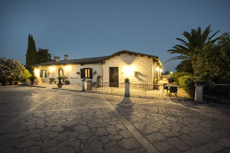 Exterior & Views 2, Agriturismo Il Granaio, Ragusa