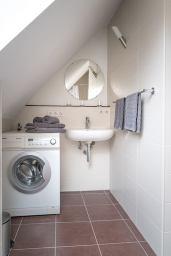 Bathroom 5, Pension Sleep In Brettach, Heilbronn