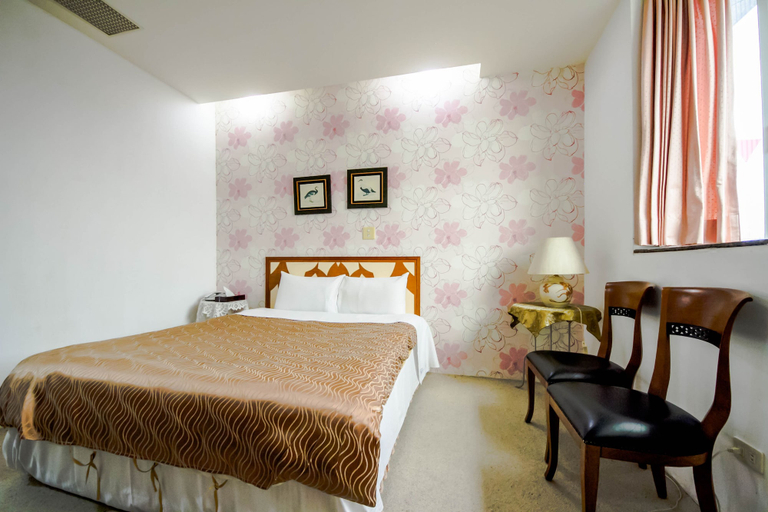 Bedroom 2, SongYuan Hotel, Nantou