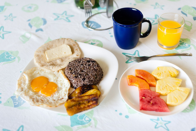 Food & Drinks, Casa Cedro - Portasol Vacation Rentals, Aguirre
