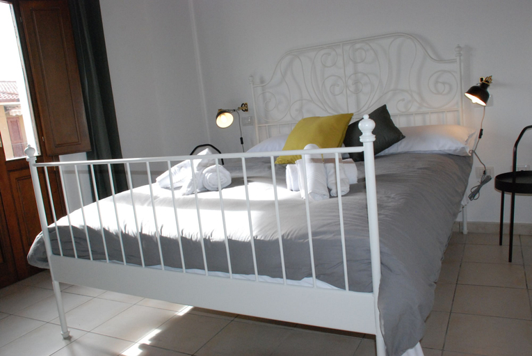 Others 2, Camere Pula, Cagliari