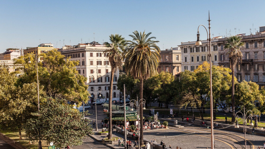 Exterior & Views, Rental In Rome Vatican Bellavista Apartment, Roma