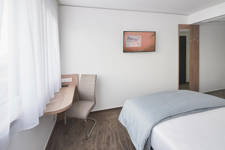Bedroom 2, HOTEL NEW IN - Ingolstadt - Gaimersheim, Eichstätt
