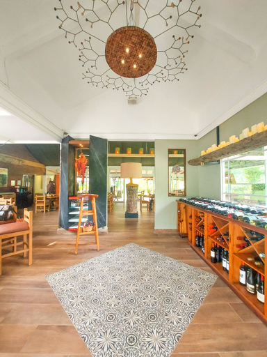 Food & Drinks 4, The Riverside Inn, Boquete