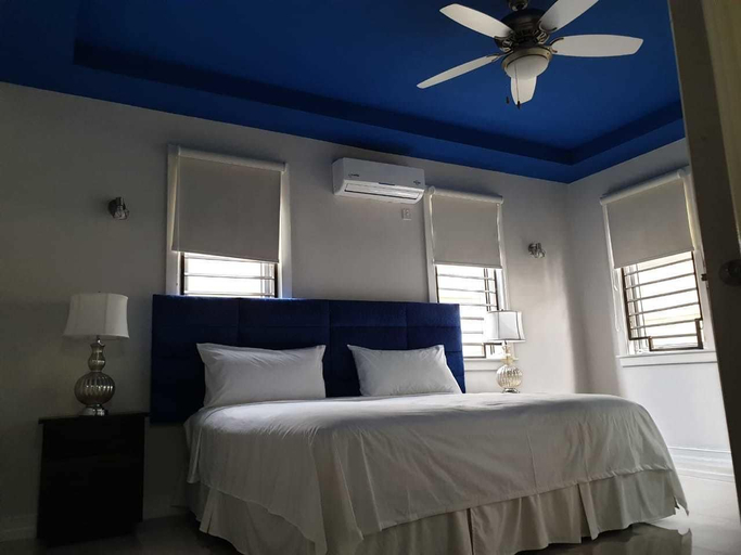 Bedroom 3, The Beryl Manor