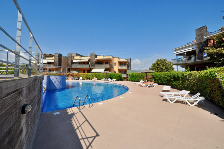 Sport & Beauty 5, Apartment Garbi Boadella, Girona