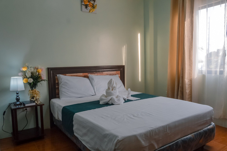 Bedroom 2, Adams View Hotel, Moalboal