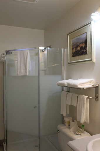 Bathroom 4, Motel Quatre Saisons, La Haute-Côte-Nord
