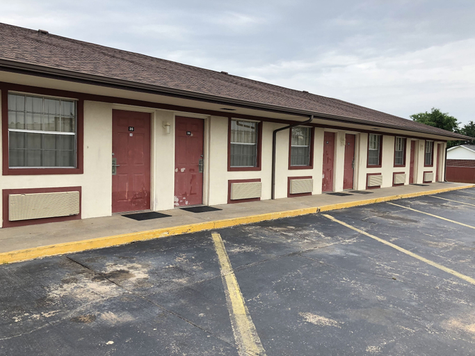 Exterior & Views 2, Rexdale Inn, Seminole