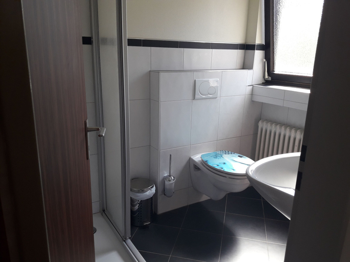 Bathroom 3, Pension Haus Helene, Städteregion Aachen