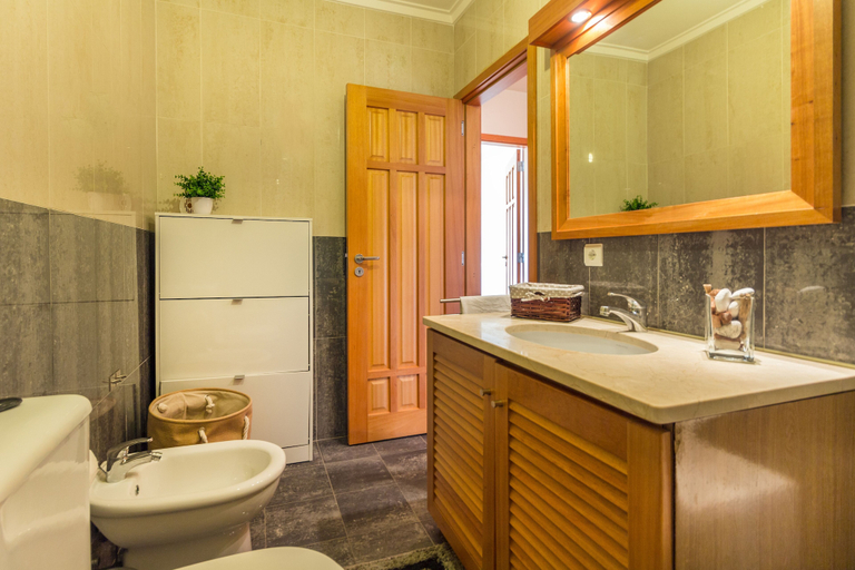 Bathroom 4, São Félix Ocean Views Apartment, Vila Nova de Gaia