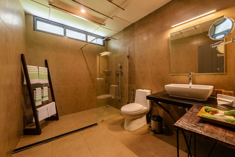 Bathroom 4, Wayanad Wild Rainforest lodge by CGH Earth, Wayanad