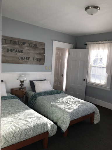 Bedroom 2, The Sunny G B&B, Grafton