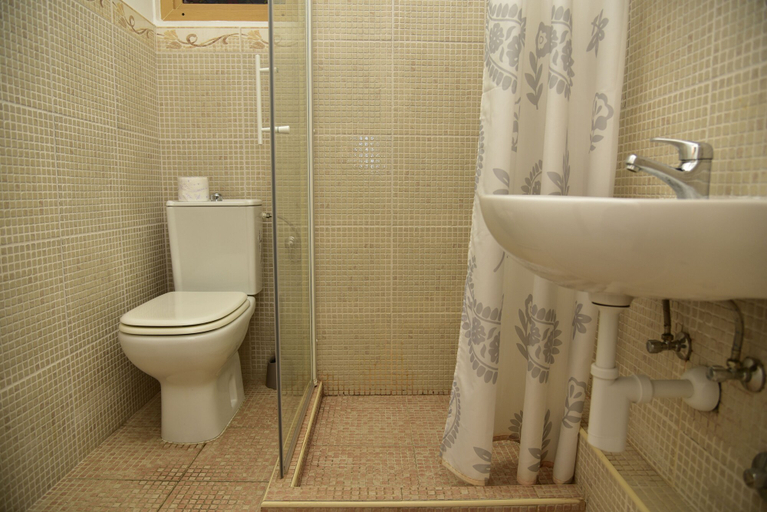 Bathroom 3, Apartment Wood Street and India, Omišalj