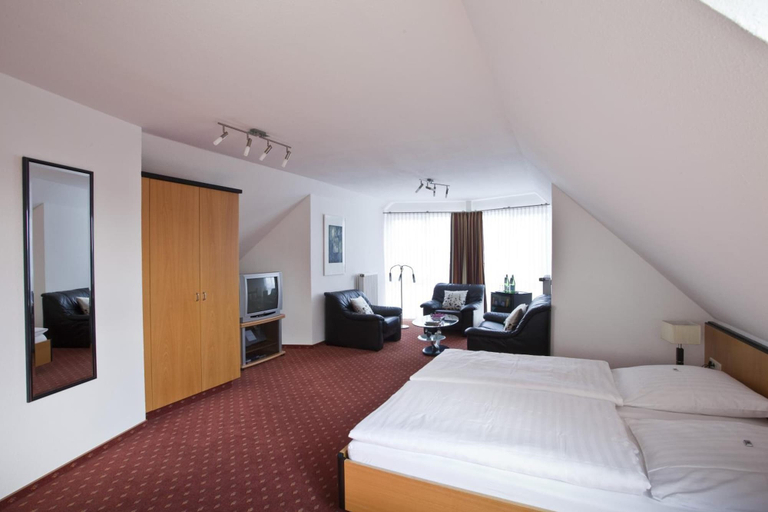 Bedroom 4, Hotel Am Braunen Hirsch, Celle