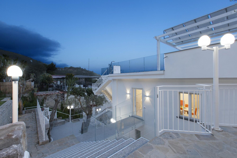 Exterior & Views 2, Villa Iside in Nerano, Napoli