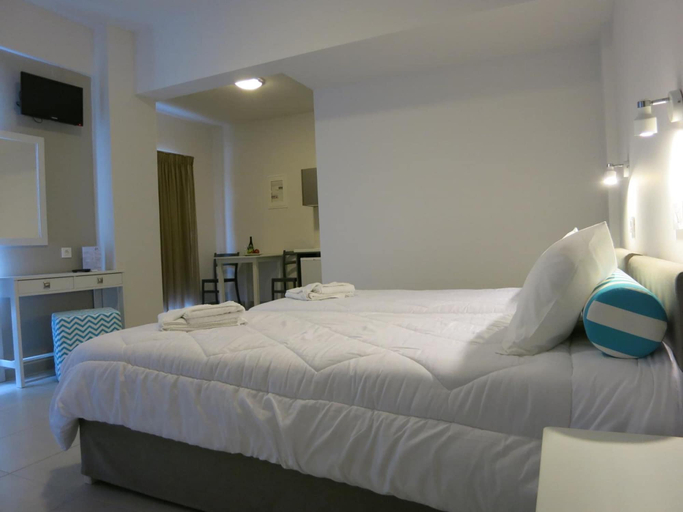 Bedroom 3, Amaryllis Hotel Apartments, Crete