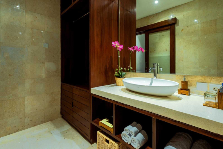 Bathroom 3, Sanata Villa, Badung