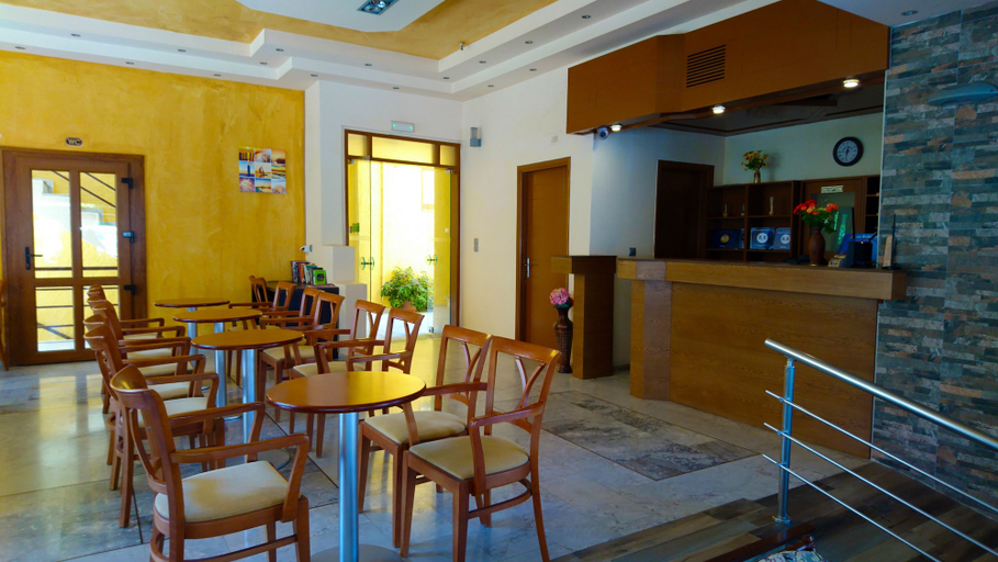 Food & Drinks 5, Katerini Hotel Apartments, Crete