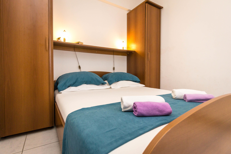 Bedroom 3, Bed&Breakfast Palac, Baška Voda