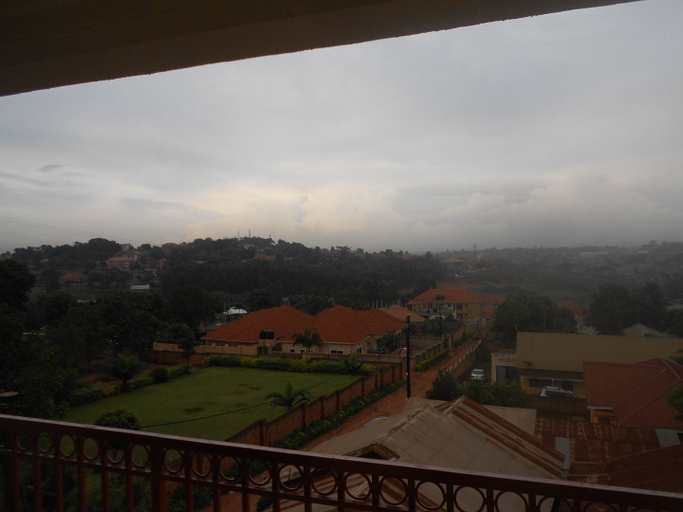 Others 3, Kadz Hotel, Jinja