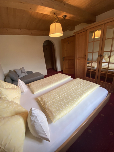 Bedroom 2, Gästehaus Auer, Kufstein