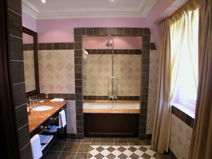 Bathroom 5, Château des Forgets Hotel, Val-d'Oise