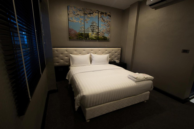 Bedroom 25