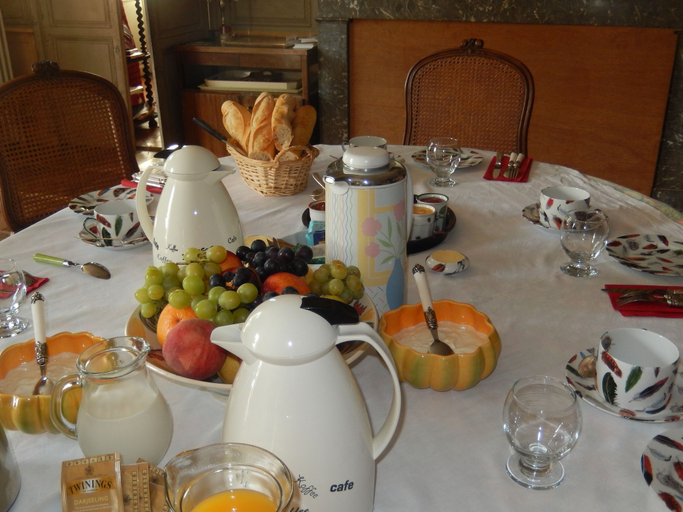 Food & Drinks 5, Domaine de Puyrousse, Dordogne